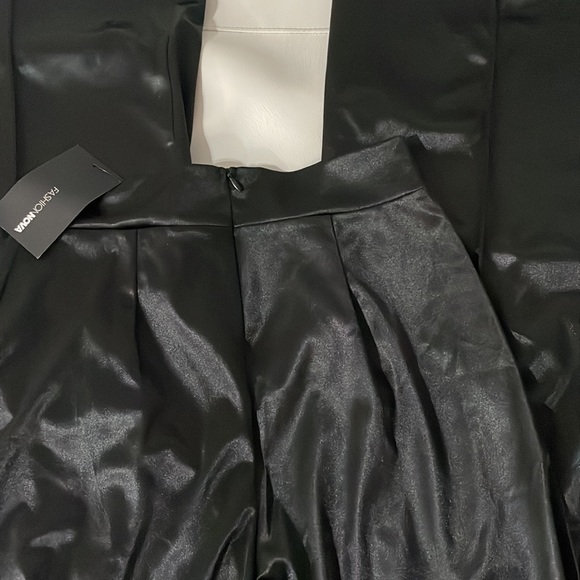 NWT Black Fashion nova make a wish flare stretch satin effect pants - Picture 7 of 7
